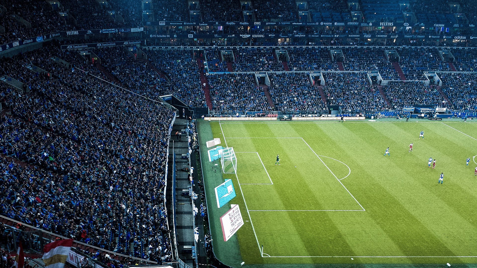 _极地冰泳:感受极寒的极限运动_,极地冰层