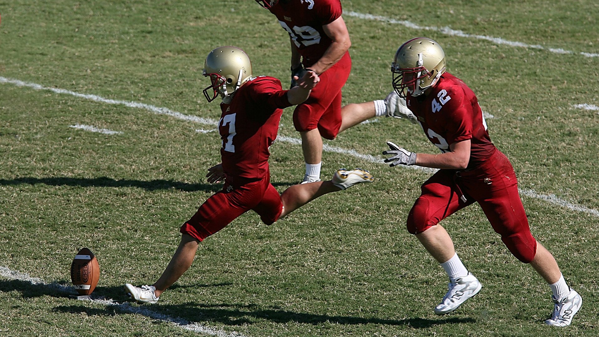 _运动摄影全球巡展：捕捉运动中的感动瞬间_，运动摄影技巧及要点