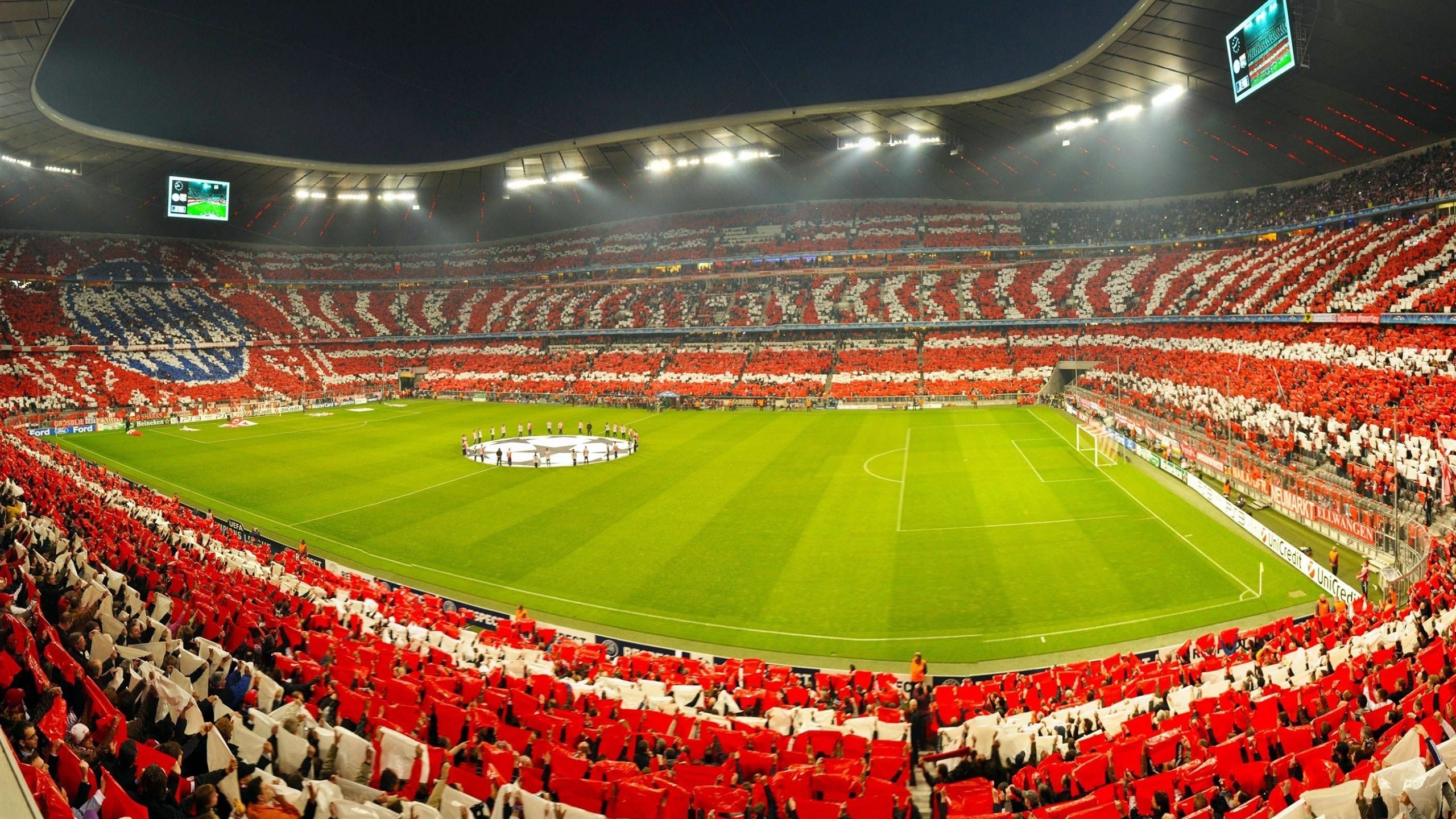 “一场比赛两分钟热血燃起，英雄时刻定格历史”，一场比赛90分钟