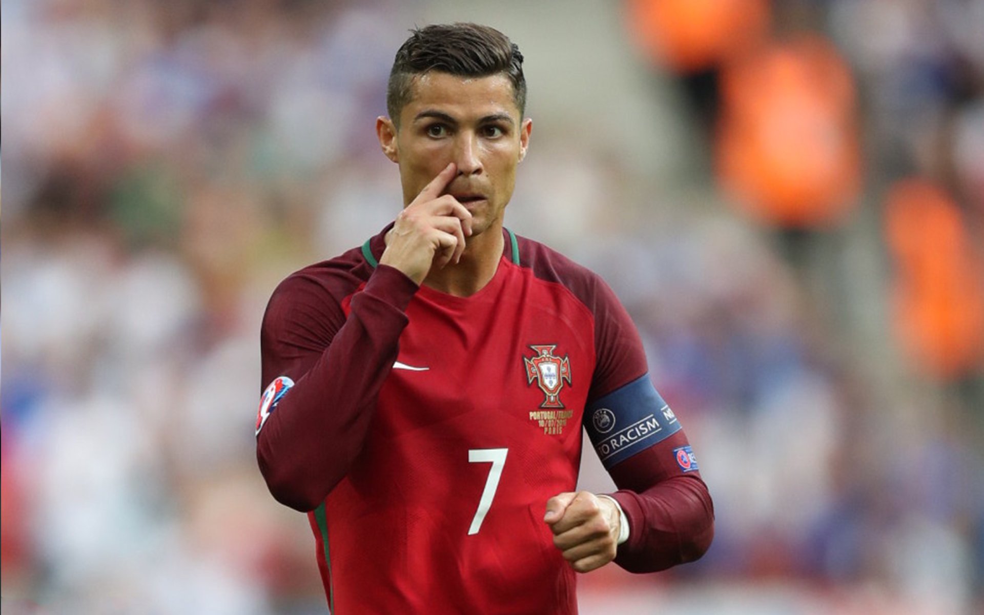 开云体育-国旗足球挑战赛，弘扬爱国精神，足球场国旗